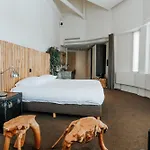 Hotel Queen 3*