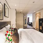 Hotel Queen
