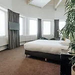 Hotel Queen 3*