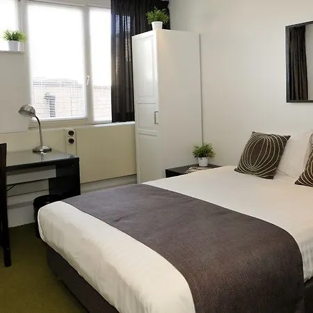 Hotel Queen