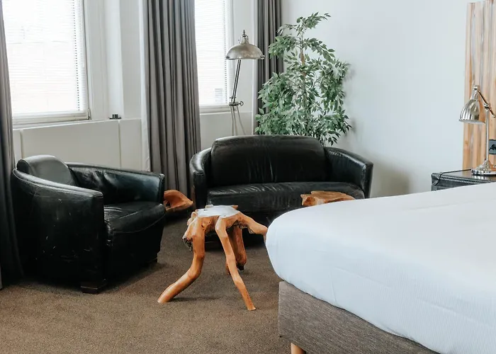 ホテル クイーン