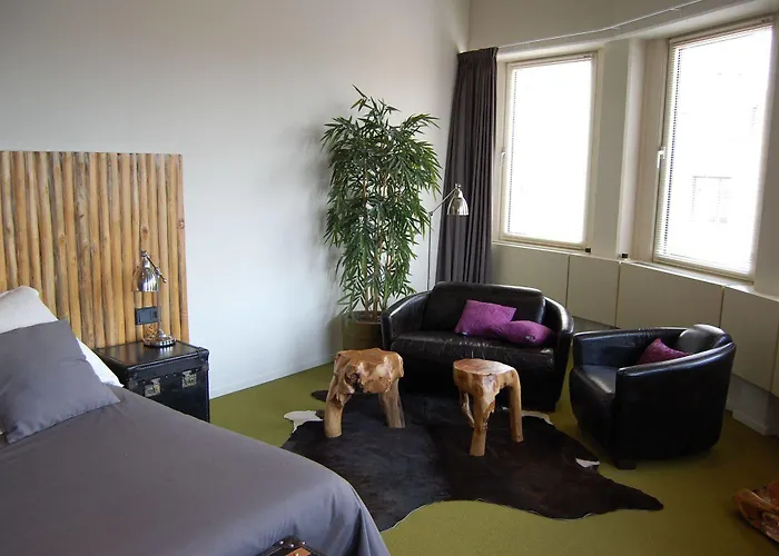 ホテル クイーン