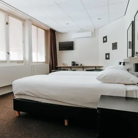 Queen Hotel