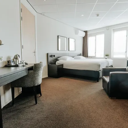 Hotel Queen 3*