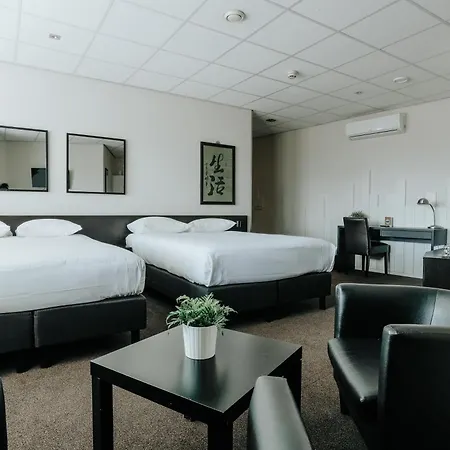 Hotel Queen