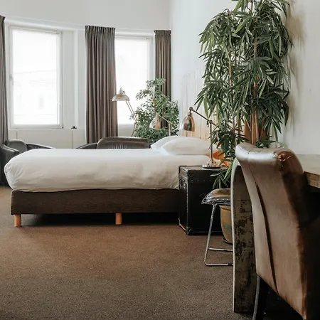 Queen Hotel