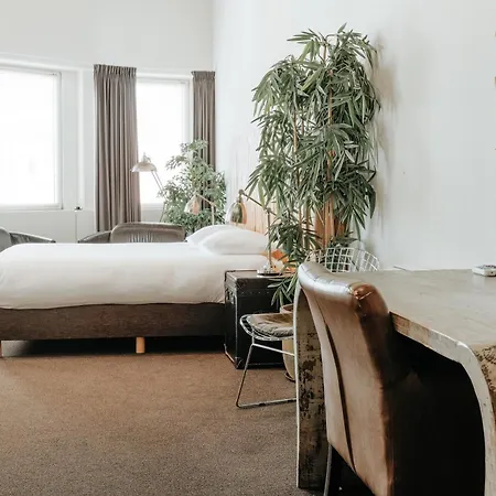 Hotel Queen