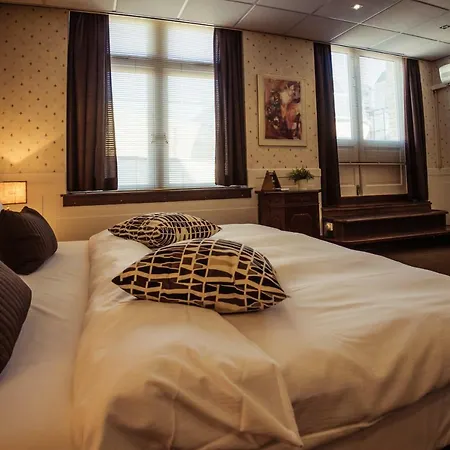 Hotel Queen