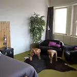 Отель Queen